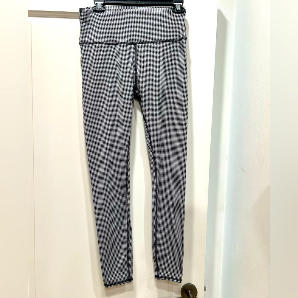 Alo Yoga leggings